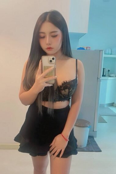 Julie- Johor Bahru Escort