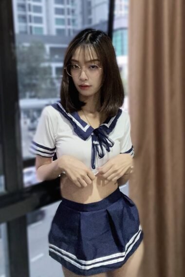 YENLY- Johor Bahru Escort