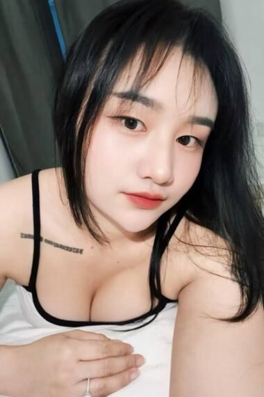 Katik- Johor Bahru Escort